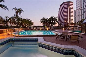 HILTON TAMPA DOWNTOWN